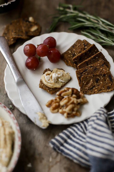 Olive & Za'atar Crisps