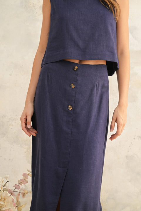 BUTTON AND SLIT FRONT LONG SKIRT