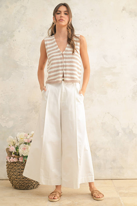 LIGHT WEIGHT HOOK AND EYE CLOSURE STRIPED VEST